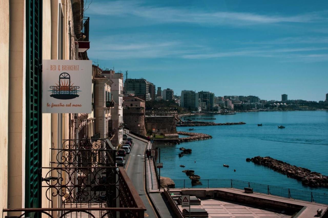 B&B Le Finestre Sul Mare Taranto Eksteriør bilde