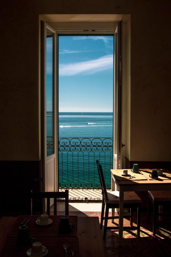 B&B Le Finestre Sul Mare Taranto Eksteriør bilde