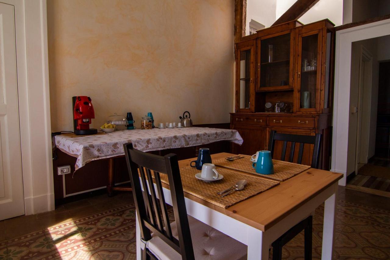B&B Le Finestre Sul Mare Taranto Eksteriør bilde