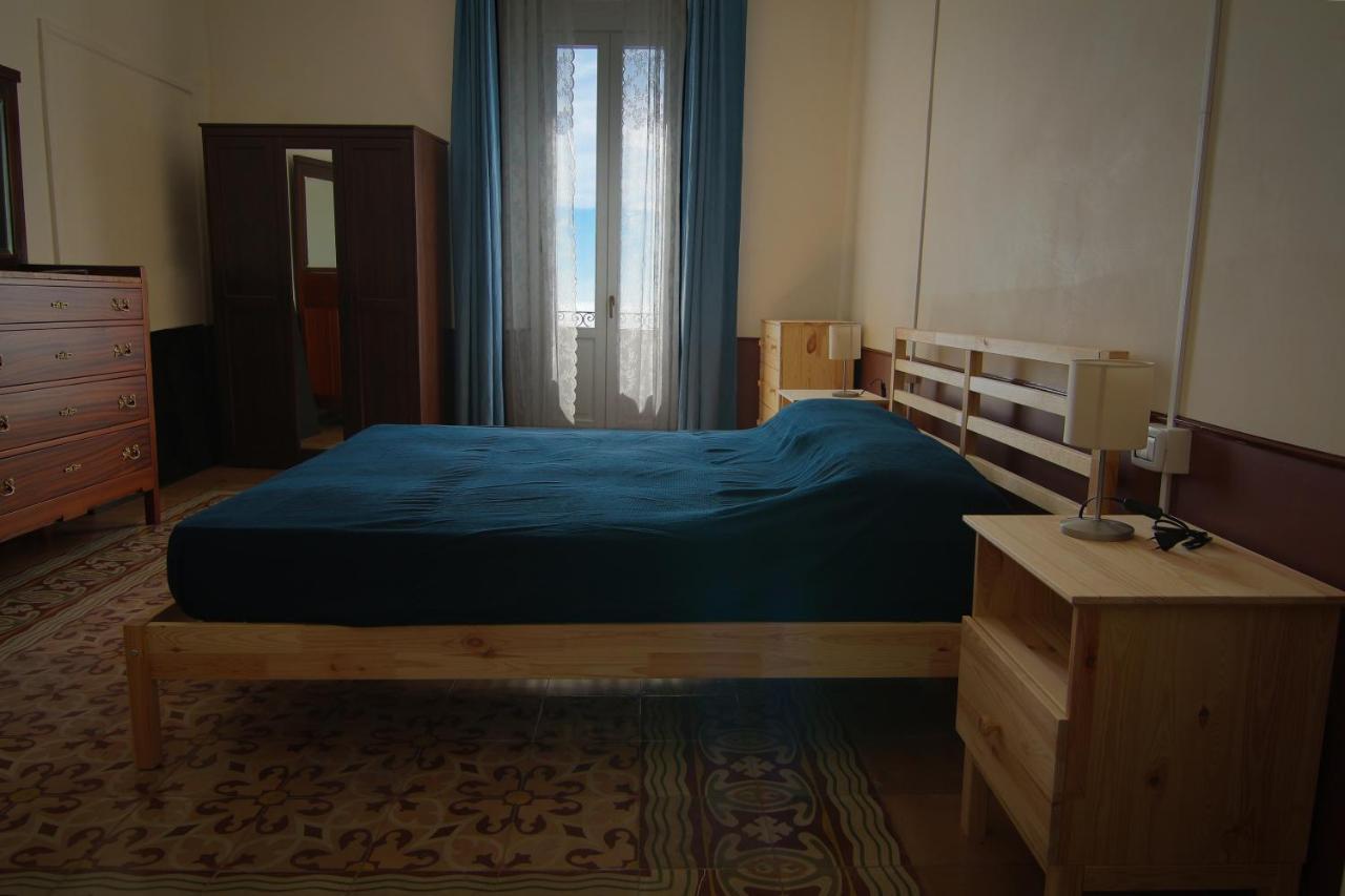 B&B Le Finestre Sul Mare Taranto Eksteriør bilde